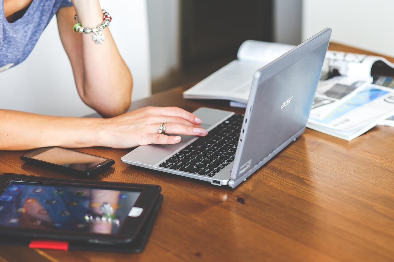 technology, laptop, keyboard, computer, netbook, acer, woman, girl, business, typing, working, workspace, smartphone, cell phone, tablet, devices, hand, gadgets, laptop, laptop, laptop, laptop, laptop, computer, computer, computer, computer, business, business, typing, typing, typing on The Tech Shelf